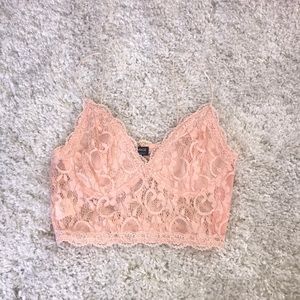 Woman’s Crop top